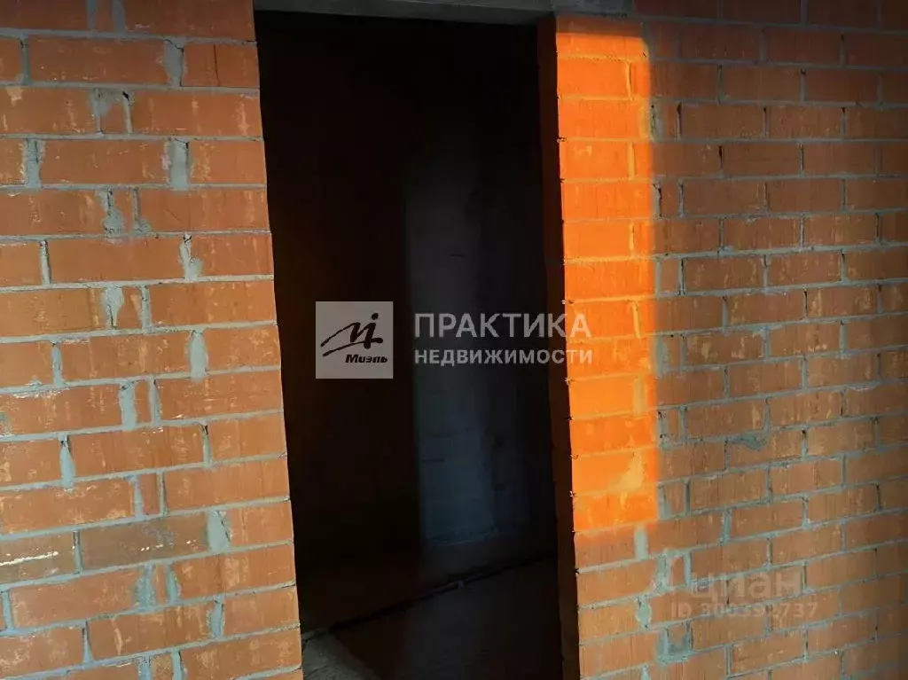 Продается 3-комнатная квартира - Фото 2
