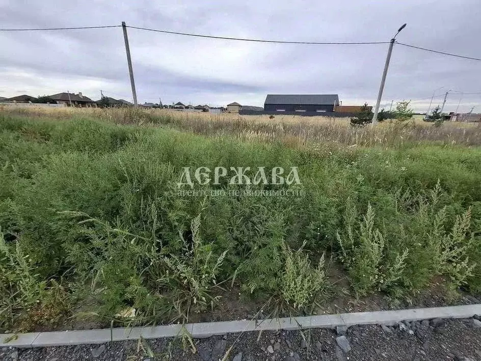 Участок в Белгородская область, Старый Оскол Вишенки мкр,  (15.0 сот.) - Фото 1