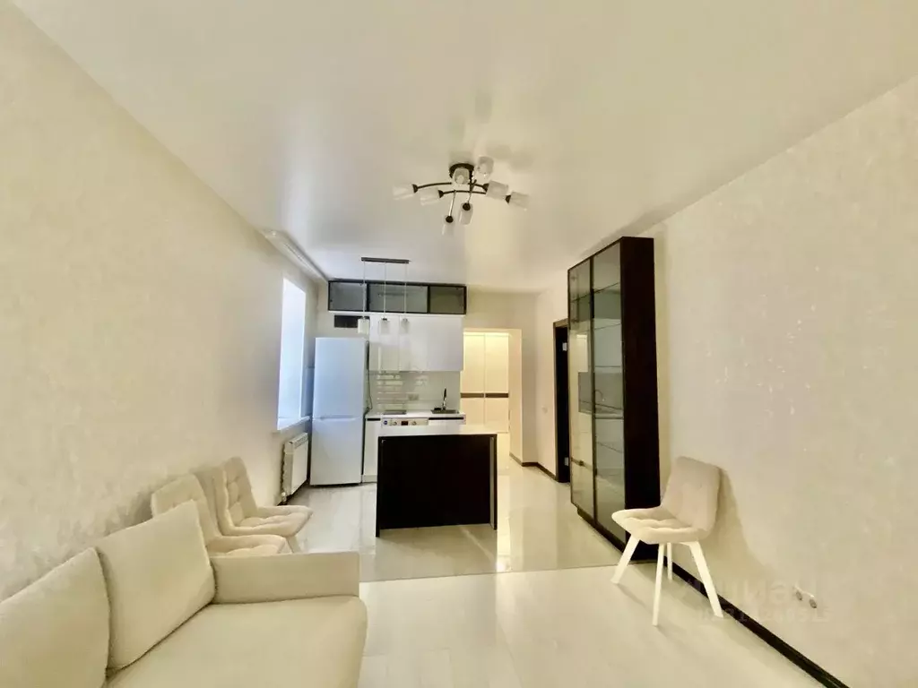 2-к кв. Алтайский край, Барнаул ул. Антона Петрова, 221Д (48.6 м) - Фото 1