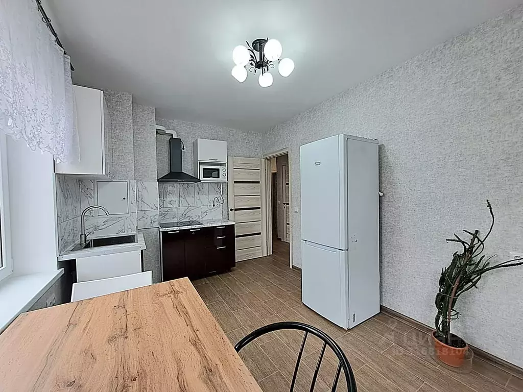 2-к кв. Ленинградская область, Мурино Всеволожский район, ул. ... - Фото 0