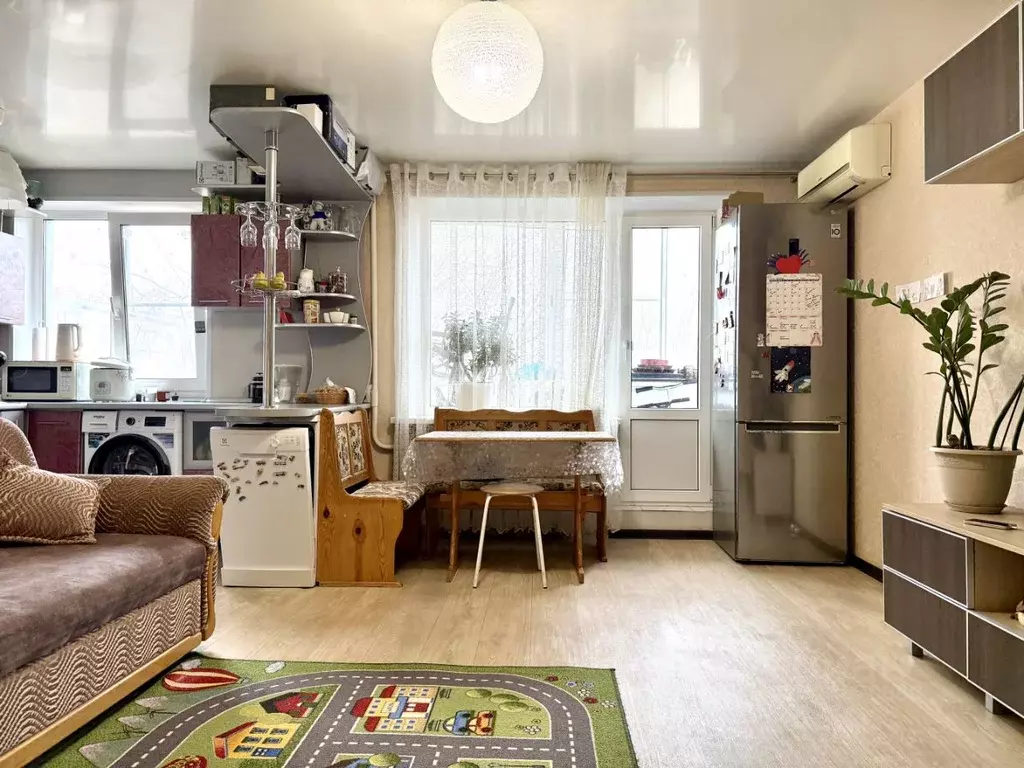 3-к кв. Волгоградская область, Волжский Советская ул., 45 (56.0 м) - Фото 1