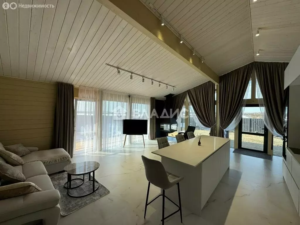 Дом в Пензенский район, Богословский сельсовет, село Малая Валяевка, ... - Фото 1