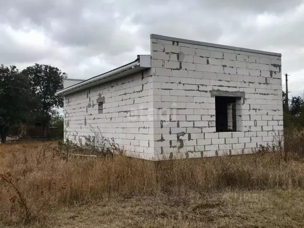 Дом в Краснодарский край, Выселковский район, Березанское с/пос, с. ... - Фото 2