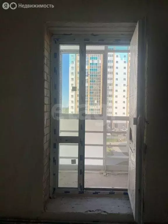 3-комнатная квартира: Сыктывкар, Октябрьский проспект, 218 (68 м) - Фото 1