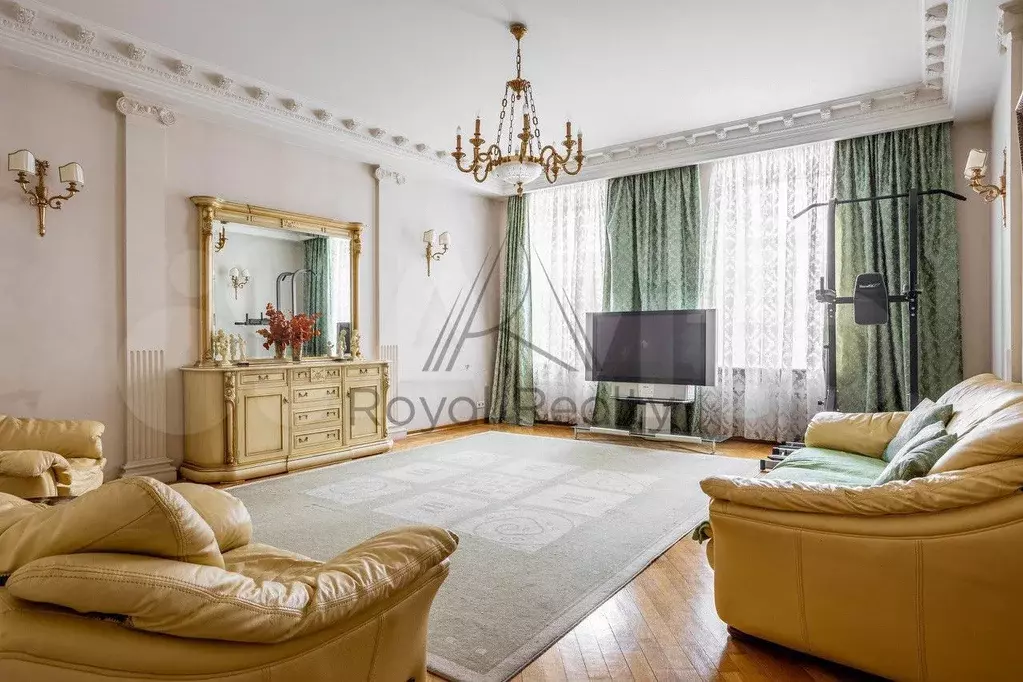 3-к. квартира, 140 м, 4/5 эт. - Фото 1