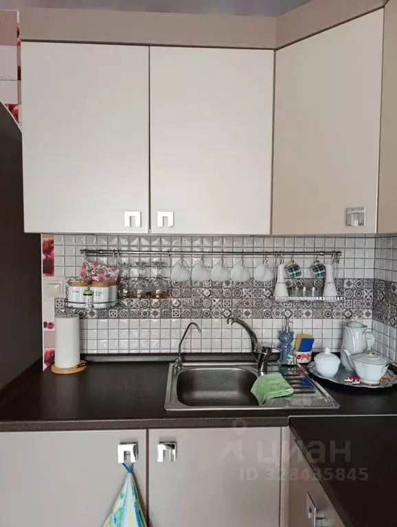 2-к кв. Ленинградская область, Выборг ул. Травяная, 16 (57.0 м) - Фото 2