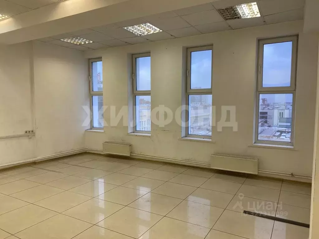 Офис в Новосибирская область, Новосибирск Каменская ул., 78/2 (100 м) - Фото 1