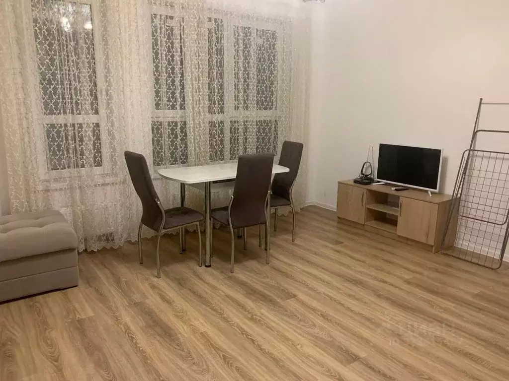 Студия Москва Десеновское поселение, ул. 3-я Нововатутинская, 6 (28.0 ... - Фото 1