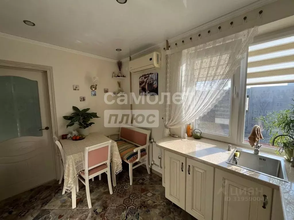 2-к кв. Краснодарский край, Крымск Комсомольская ул. (38.8 м) - Фото 0
