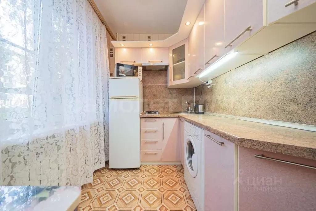 2-к кв. Московская область, Наро-Фоминск ул. Шибанкова, 67 (42.6 м) - Фото 1