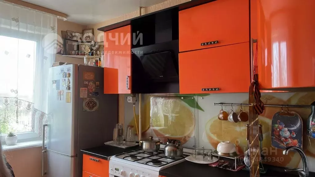 3-к кв. Чувашия, Новочебоксарск ул. 10-й Пятилетки, 26 (67.7 м) - Фото 1