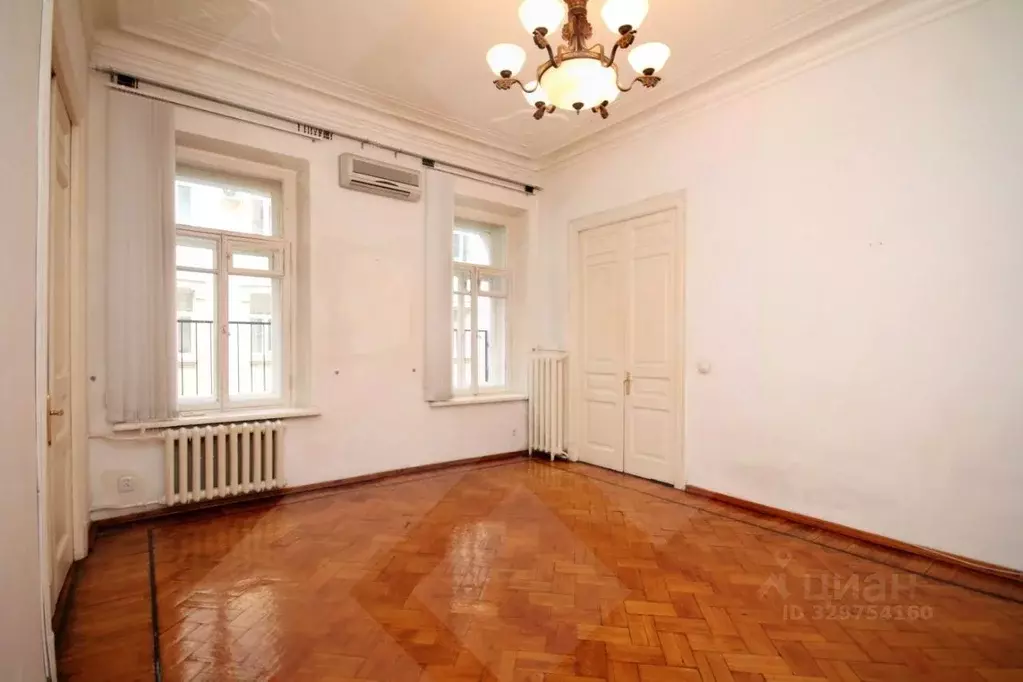 5-к кв. Москва Тверская ул., 12С8 (132.0 м) - Фото 0