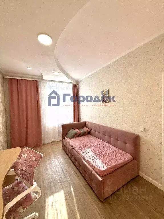 4-к кв. Свердловская область, Каменск-Уральский пос. Трубный, ул. ... - Фото 1