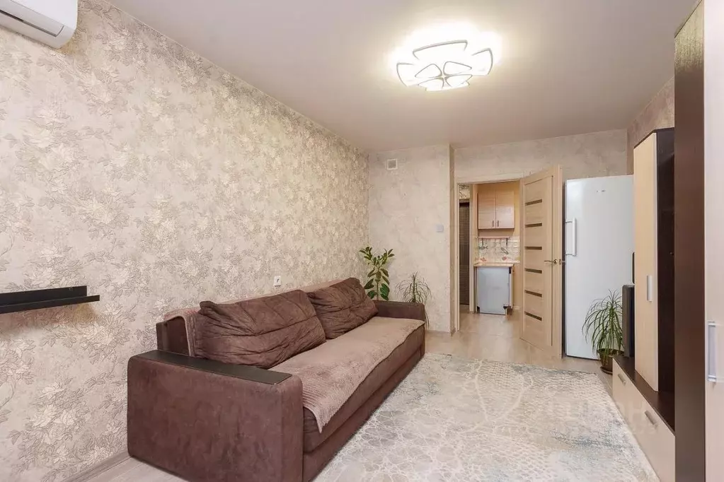 2-к кв. Новосибирская область, Новосибирск ул. Петухова, 103 (41.9 м) - Фото 0