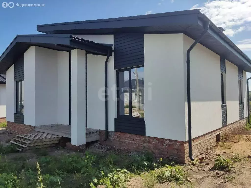 Дом в муниципальное образование Саратов, деревня Мергичевка, Малая ... - Фото 2