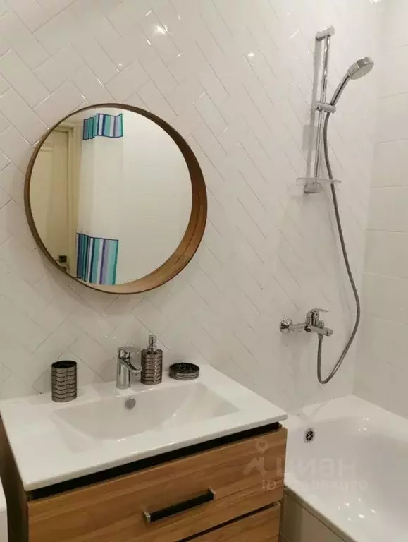 2-к кв. Краснодарский край, Сочи Адлер жилрайон, ул. Ульянова, 122 ... - Фото 2