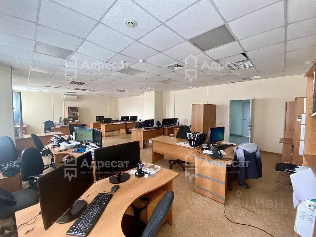 Офис в Волгоградская область, Волгоград Социалистическая ул., 17 (87 ... - Фото 1