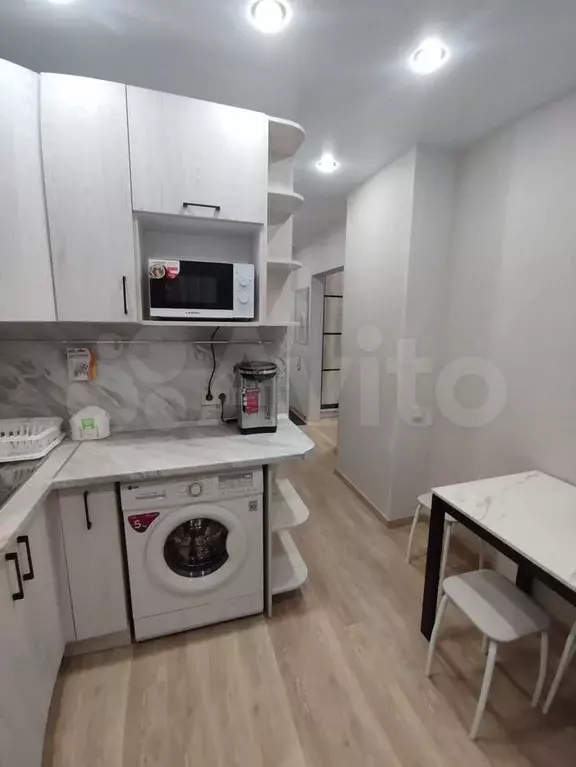 1-к. квартира, 40 м, 6/9 эт. - Фото 1