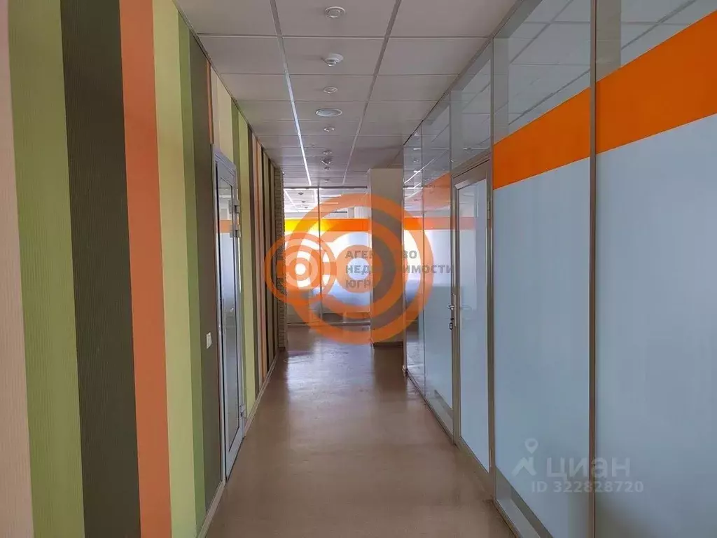 Офис в Тюменская область, Тюмень Харьковская ул., 83Ак4 (766 м) - Фото 1