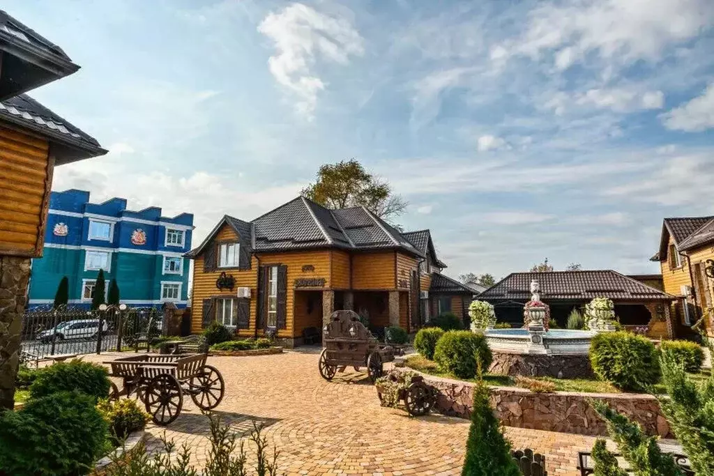 Дом в Брянская область, Брянск Волочаевская ул., 1Б (200 м) - Фото 1