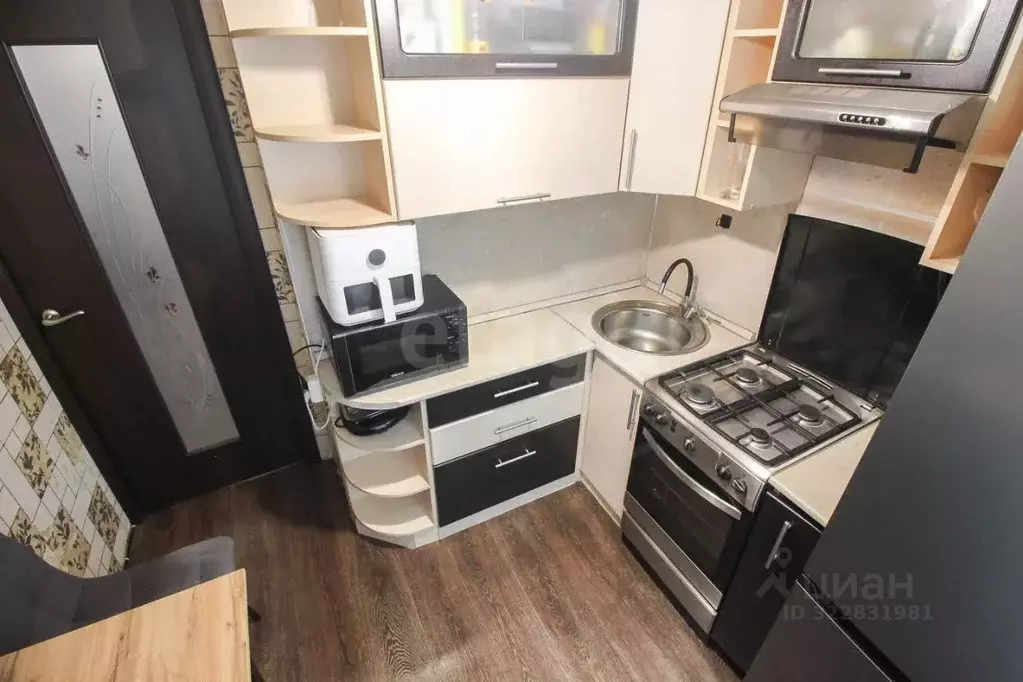 2-к кв. Алтайский край, Барнаул ул. Георгия Исакова, 203 (46.2 м) - Фото 1