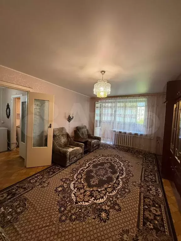 10 и более-к. квартира, 50 м, 5/9 эт. - Фото 1