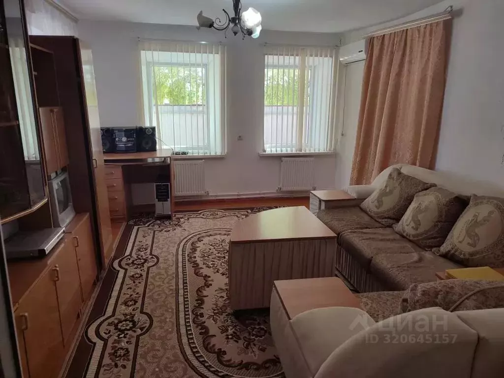 Дом в Краснодарский край, Ейский район, Камышеватская ст-ца ул. Карла ... - Фото 1