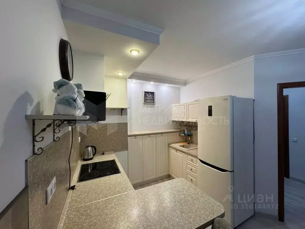 1-к кв. Тюменская область, Тюмень ул. 50 лет Октября, 57А (37.4 м) - Фото 1