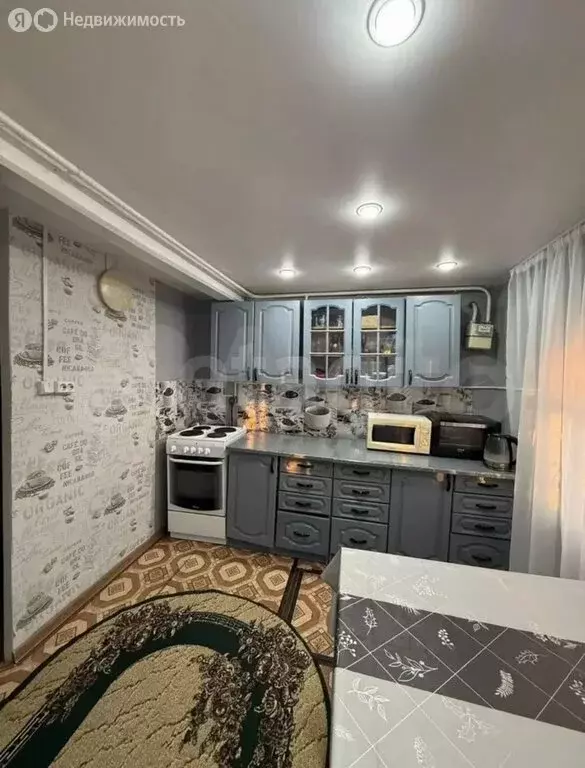 Дом в село Зиново, улица Победы (30 м) - Фото 1