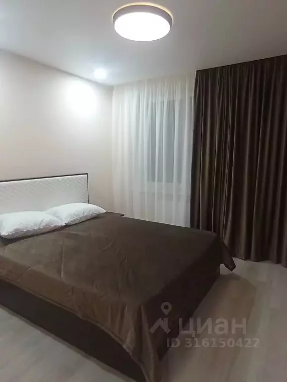 2-к кв. Тюменская область, Тобольск 6-й мкр, 110к3 (36.0 м) - Фото 0