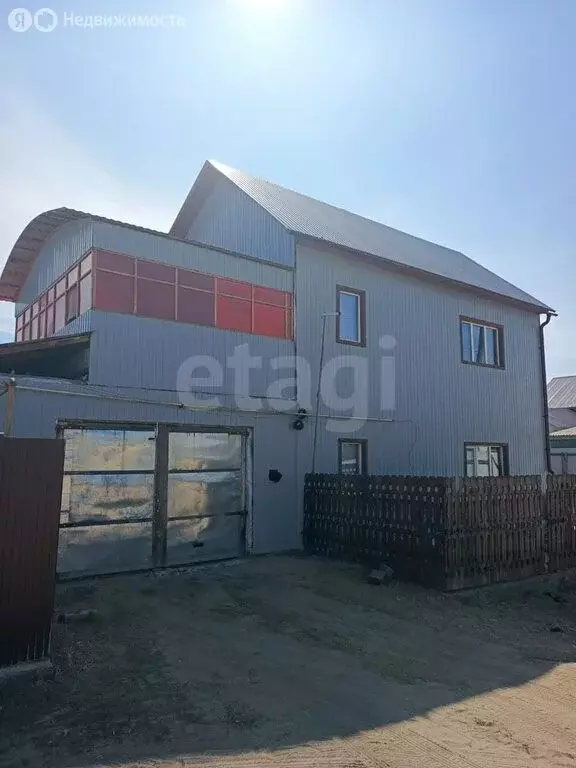 Дом в Вилюйск, Хохочоя улица (125.3 м) - Фото 1