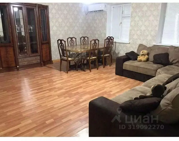 3-к кв. Дагестан, Дербент ул. Гейдара Алиева, 2 (100.0 м) - Фото 1