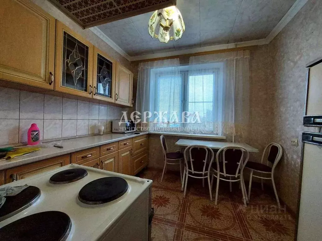2-к кв. Белгородская область, Старый Оскол Королева мкр, 13 (52.0 м) - Фото 1