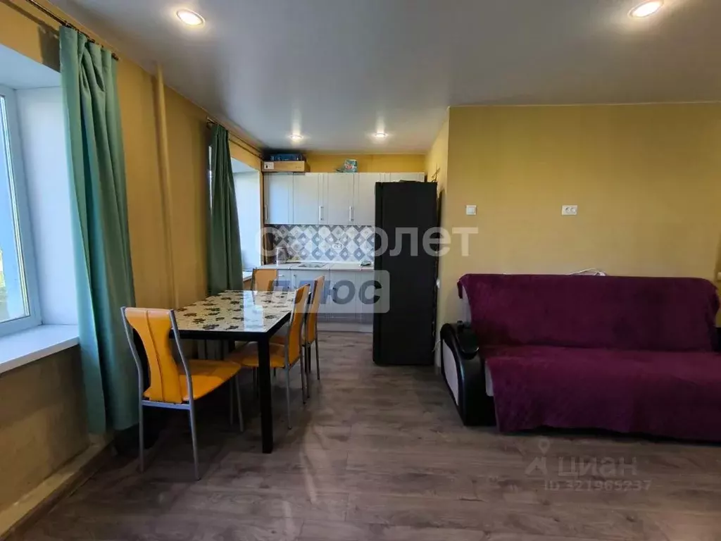 2-к кв. Приморский край, Артем ул. Вахрушева, 15 (42.0 м) - Фото 0