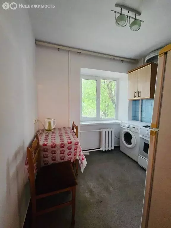 2-комнатная квартира: Нальчик, улица Идарова, 2 (48 м) - Фото 1