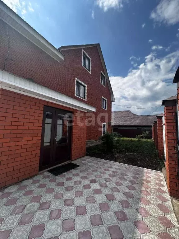 Дом в Башкортостан, Иглинский район, с. Акбердино ул. Аквалангистов, ... - Фото 1