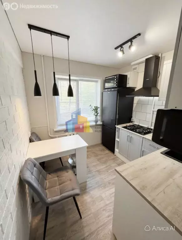 2-комнатная квартира: Тула, улица Седова, 43 (45 м) - Фото 1