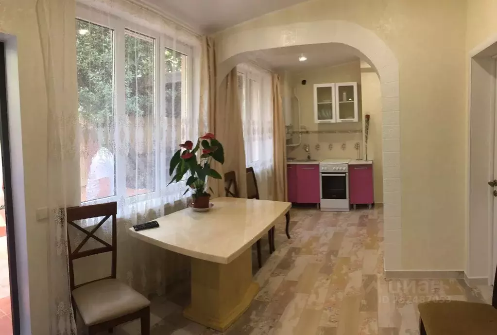 Дом в Крым, Ялта наб. Имени В.И. Ленина, 25 (60 м) - Фото 1