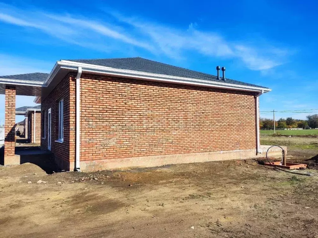 Дом в Ростовская область, Неклиновский район, Новобессергеневское ... - Фото 2