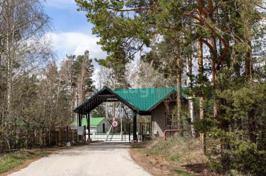 Коттедж в Свердловская область, Полевской городской округ, с. ... - Фото 1