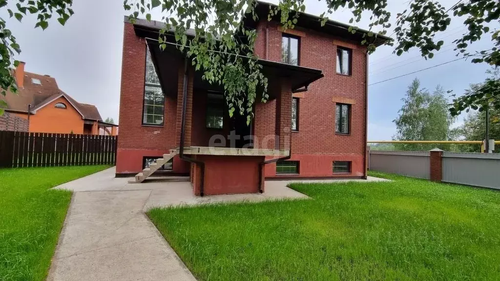 Дом в Тульская область, Тула Крапивенская ул., 68 (180 м) - Фото 1