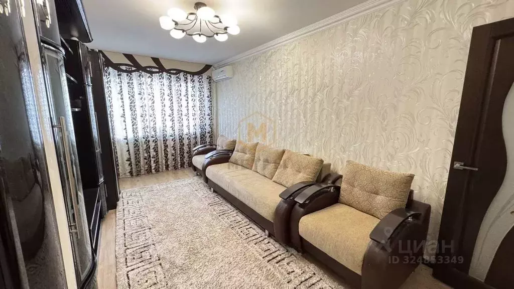 2-к кв. Белгородская область, Белгород Садовая ул., 39 (47.2 м) - Фото 0