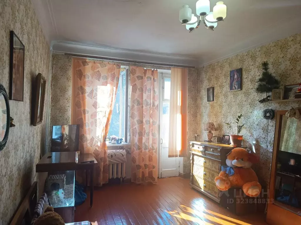 1-к кв. Саратовская область, Саратов Шелковичная ул., 176 (36.7 м) - Фото 1