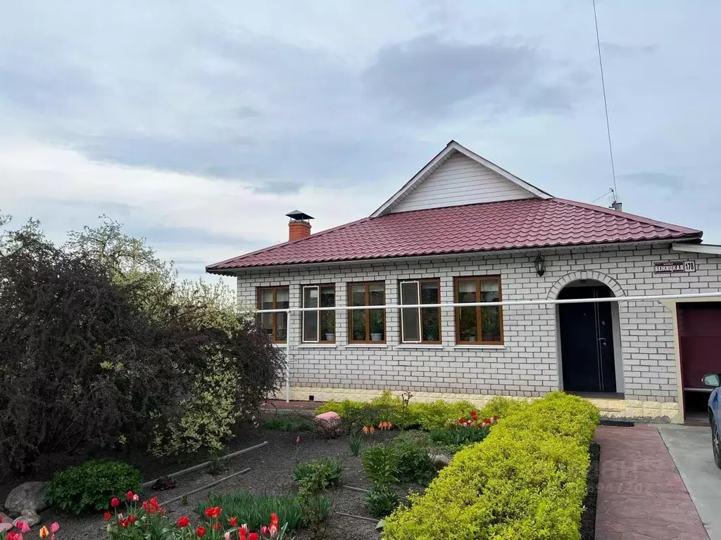 Дом в Брянская область, Брянск Бежицкая ул. (175 м) - Фото 0