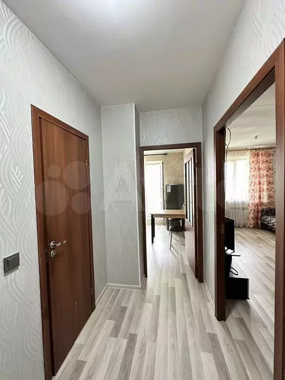 1-к. квартира, 35 м, 8/10 эт. - Фото 0