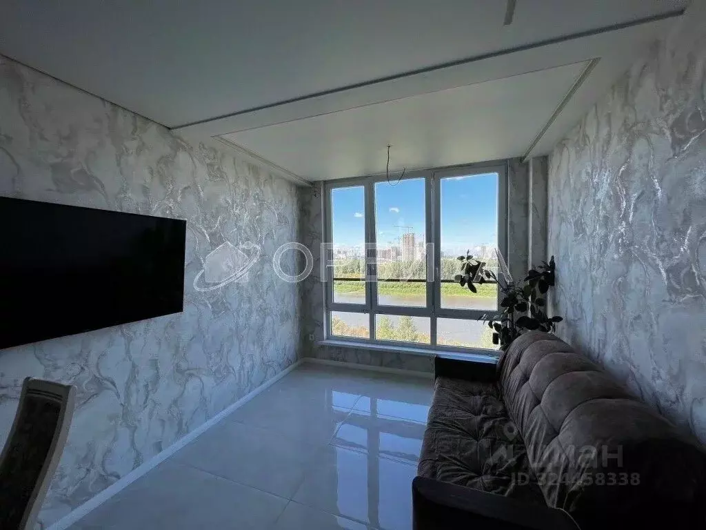 3-к кв. Тюменская область, Тюмень ул. Павла Никольского, 10 (83.3 м) - Фото 1