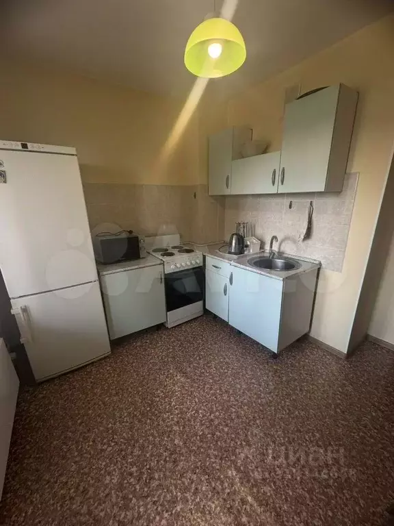 2-к кв. Татарстан, Казань ул. Чингиза Айтматова, 6 (60.0 м) - Фото 0