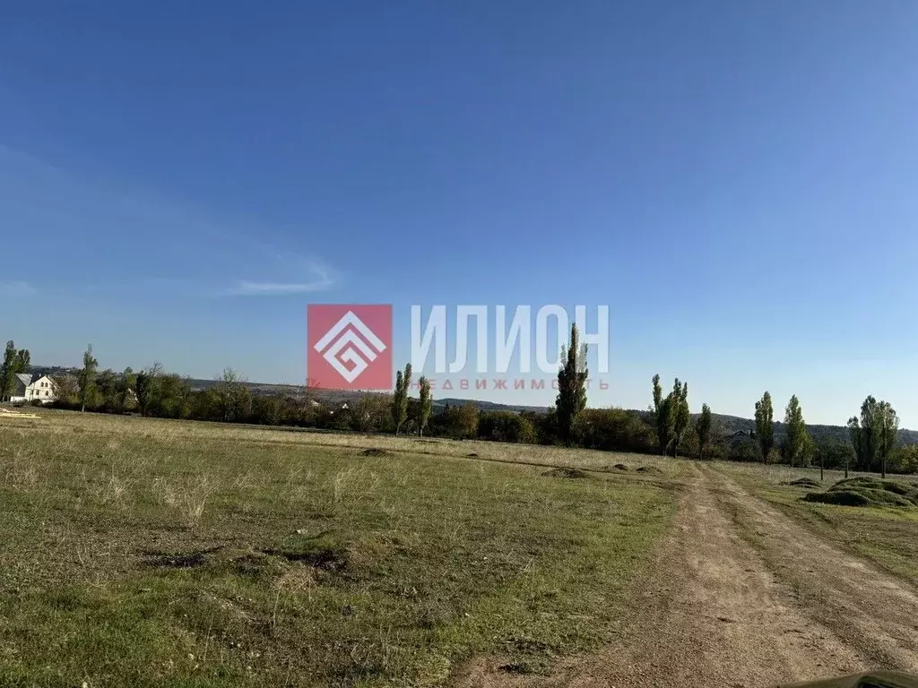 Участок в Севастополь с. Полюшко, ул. Алексея Куликова (4.0 сот.) - Фото 1