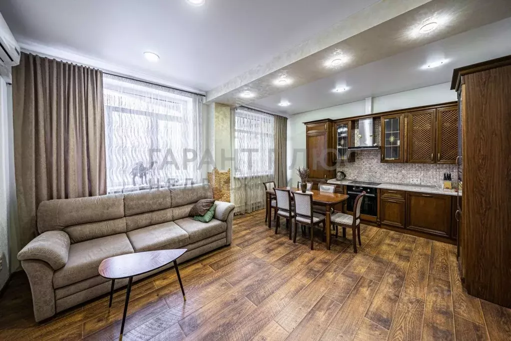 3-к кв. Липецкая область, Липецк ул. Калинина, 1Б (75.0 м) - Фото 1