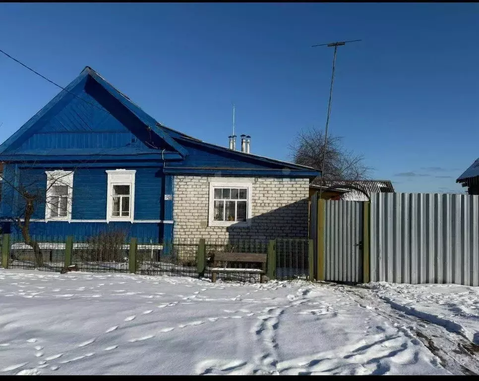 Дом в Брянская область, Трубчевский район, Городецкое с/пос, д. ... - Фото 2